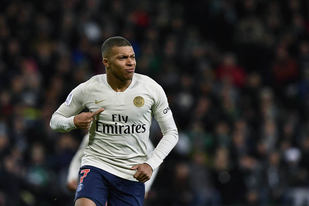 开拓者三人20+险胜独行侠 杨瀚森1助攻阿夫迪亚27+9+11